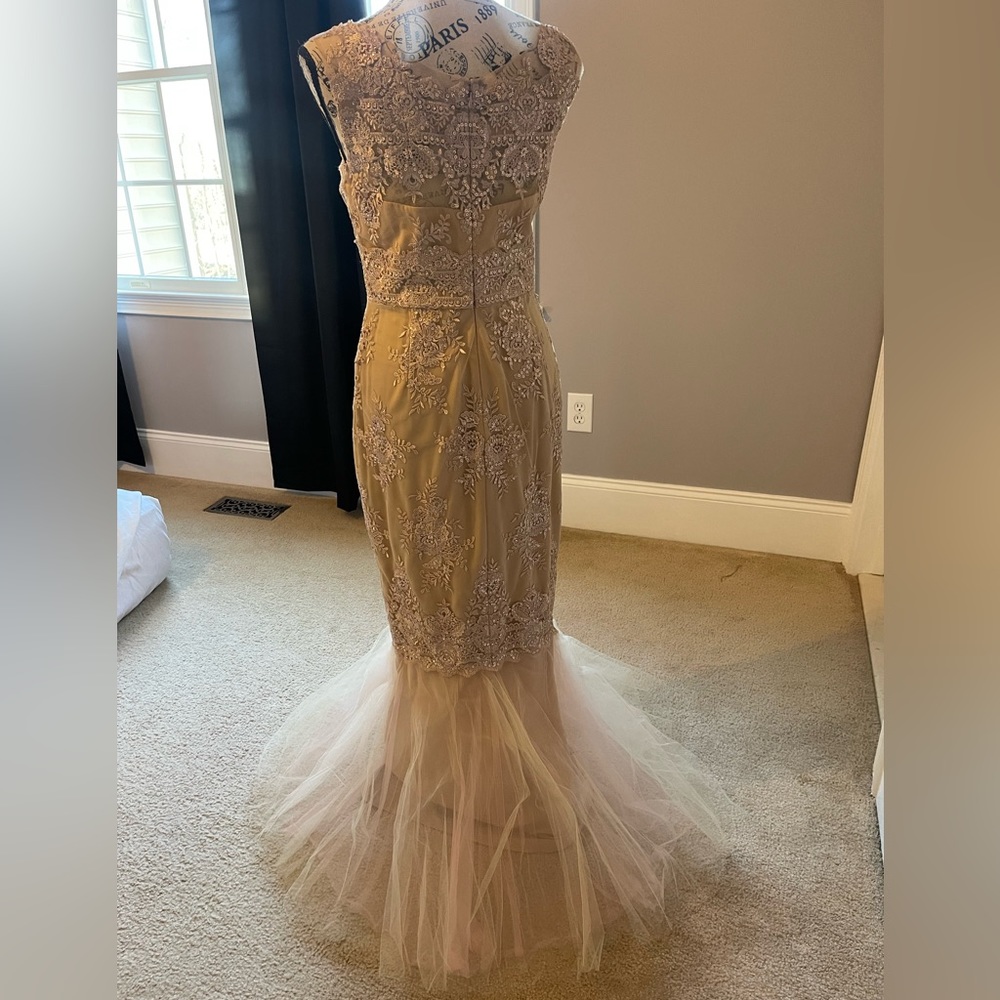 By:  Marchesa Notte   Formal Dress for a special occasion - Picture 9 of 17